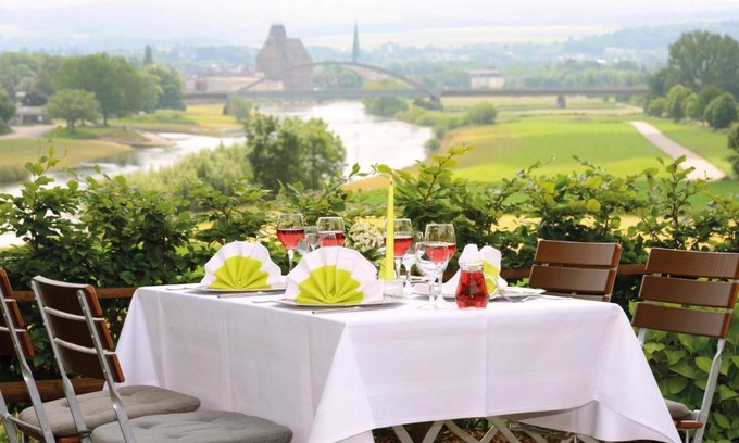 Stahle Hotel | Discover Hotel Kiekenstein: Family-Friendly with Breakfast