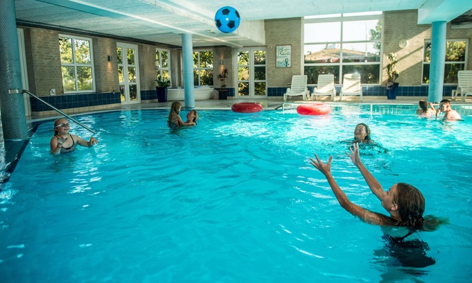 Sønderstrand Hotel | Relax at Hotel Kommandørgården with Pool & Spa Amenities