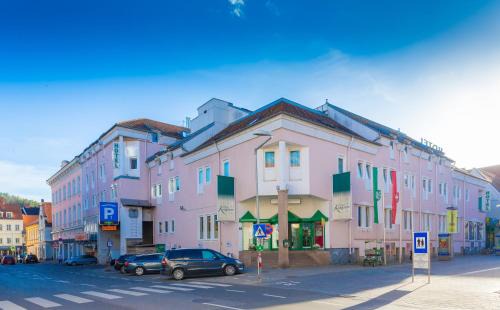 Leoben Hotel | Pet Friendly Hotel Kongress: 4-Star Rated Getaway