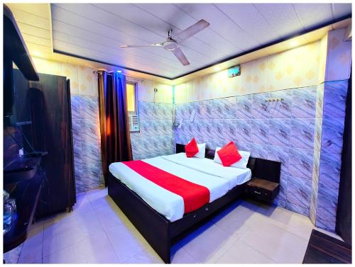 Charbagh Hotel | HOTEL# KRISHNA PALACE Near Railway Station -Free Wi-fi and Parking Facilities - A Top Rated Hotel