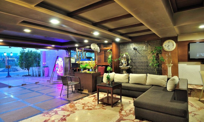 Dwarka Hotel | Inviting Hotel Krishna Residency: Family-Friendly Retreat in Dwarka