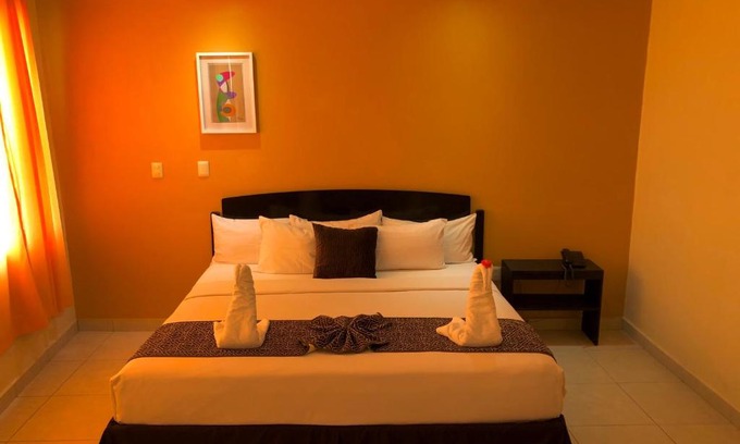 Asuncion Nochixtlan Hotel | Budget-Friendly Hotel Kristal with Breakfast & Family Amenities