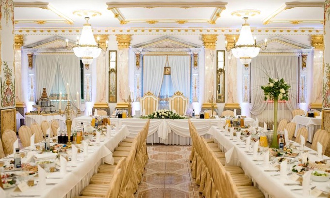 Walendow Hotel | Family-Friendly Hotel Książę Poniatowski with Breakfast