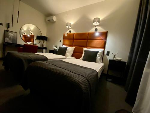 Swiebodzice Hotel | Discover Hotel "Księżyc": Pet-Friendly Retreat in Świebodzice