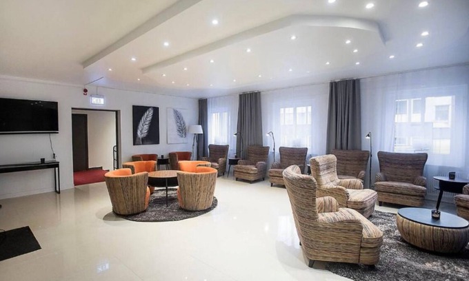 Katrineholm Hotel | Discover Comfort at Hotel Kungsbacken with Pool & Spa