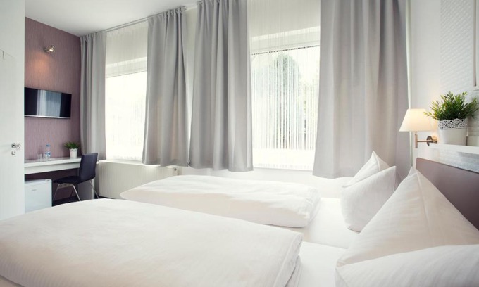 Montabaur Hotel | Pet-Friendly Getaway at Hotel Löwenguth - 8/10 Rated Stay
