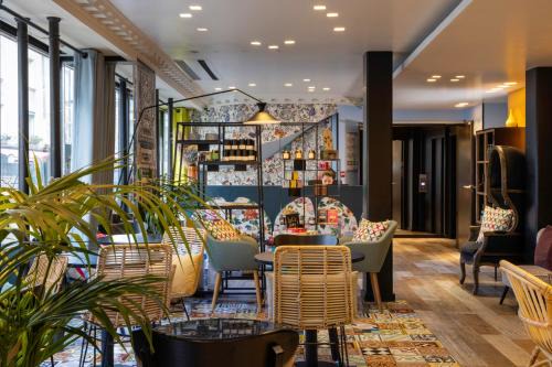 11th Arrondissement Hotel | Discover Hotel L’Antoine: 4-Star Comfort with Spa & Dining