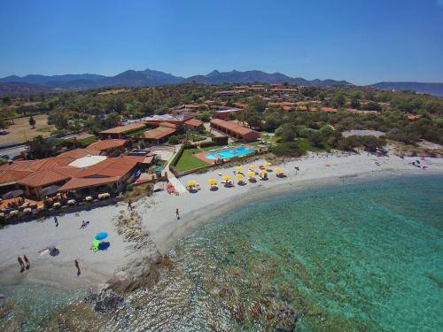 San Teodoro City Centre Hotel | Discover Hotel L'Esagono: Oceanfront Bliss Awaits You