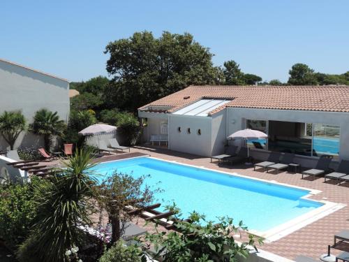 La Cotiniere Hotel | Oceanfront Retreat at Hotel L'Oceane - Guest Rated 8.7