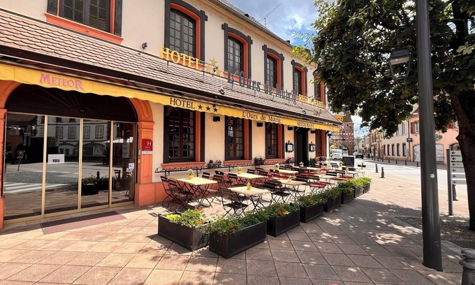 Mutzig Hotel | Enjoy Family-Friendly Comfort at Hotel L'Ours De Mutzig