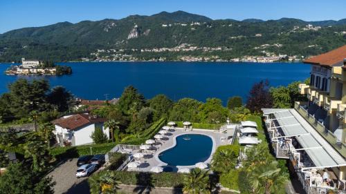Orta San Giulio Hotel | Discover Oceanfront Comfort at Hotel La Bussola