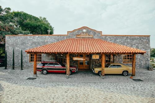 Huasca De Ocampo Hotel | Exceptional Hotel La Casona Real: 4-Star Family-Friendly Stay