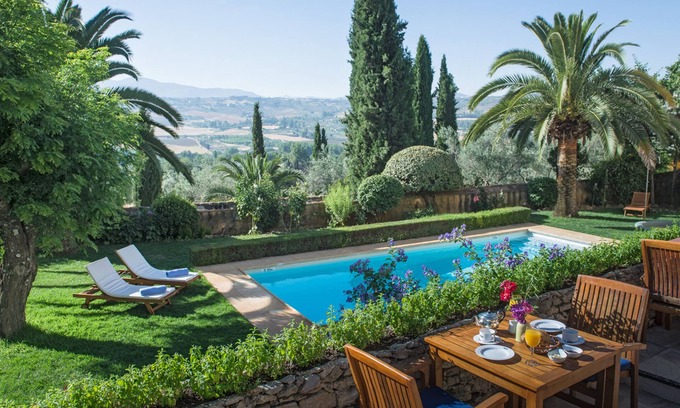 Ronda Hotel | Discover Hotel La Fuente de la Higuera - Rated 9.8/10!