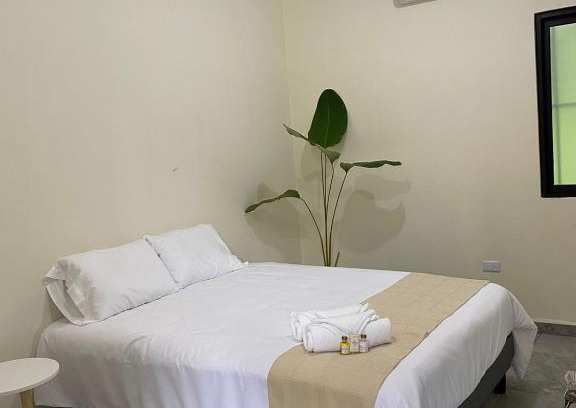 Cunduacan Hotel | Discover Hotel La Isla: Pet-Friendly with Breakfast Included