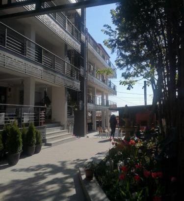 Vama Veche Hotel | Oceanfront Retreat at Hotel La John - Guest Rated 9/10