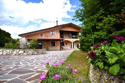 Castel di Sangro Bed & Breakfast | Discover Comfort at Hotel LA LOGGIA - Rated 7.9/10