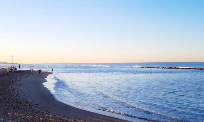 Quartiere XXXIII Lido di Ostia Ponente Hotel | Relax at Hotel La Scaletta with Ocean Views & Spa Access