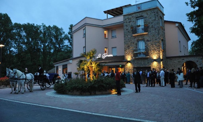 Castel San Pietro Terme Hotel | Pet-Friendly Retreat at Hotel La Torretta with Dining Options