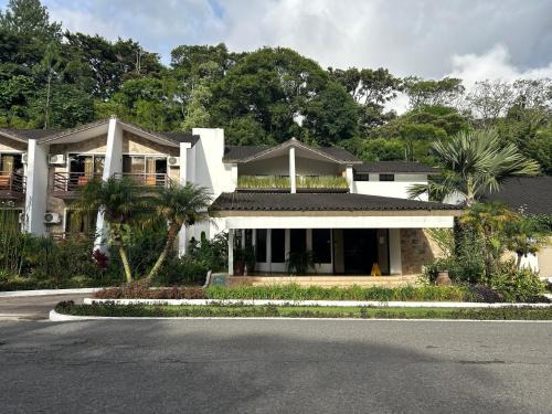 Boquete Hotel | Explore Hotel Ladera: Family-Friendly with Breakfast Included