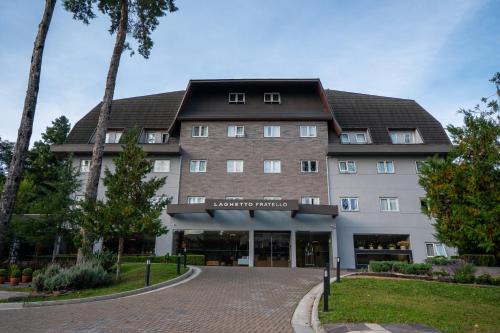 Bairro Lago Negro Hotel | Experience Hotel Laghetto Fratello: 4-Star Oceanfront Retreat