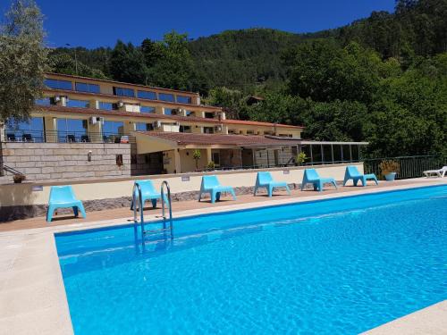 Vilar da Veiga Hotel | Experience Hotel Lagoa Azul do Geres with Ocean Views