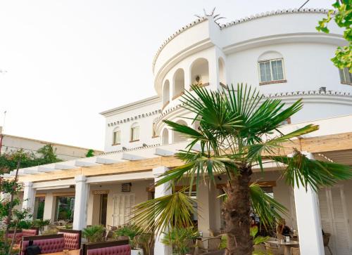 Atarfe Hotel | Discover Comfort at Hotel Las Yucas with Breakfast & Dining