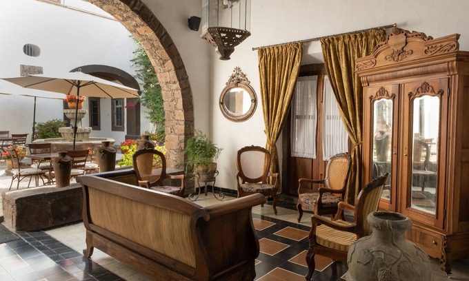 San Juan del Rio Hotel | Budget-Friendly Hotel Layseca: Spa, Breakfast & Family Fun