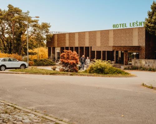 Bialystok Hotel | Experience Comfort at Hotel Leśny: Top-Rated Getaway