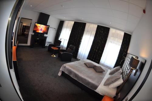 Edelstenenbuurt Hotel | Discover Hotel Le Beau Rivage: Wheelchair Accessible Bliss