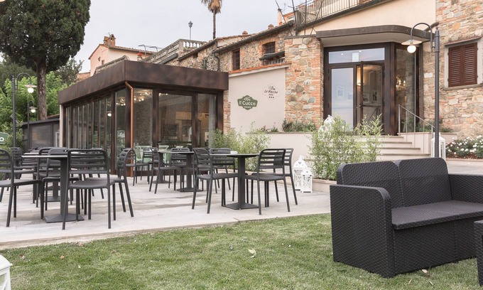 Montaione Hotel | Discover Hotel le Macine: Spa Retreat with High Ratings