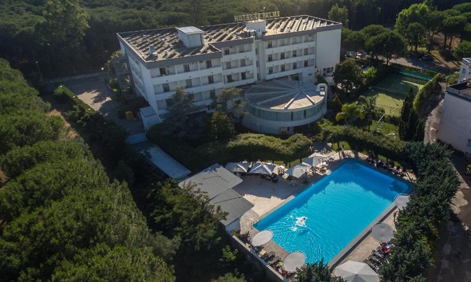 Laura Hotel | Discover Hotel Le Palme: 4-Star Oceanfront Retreat