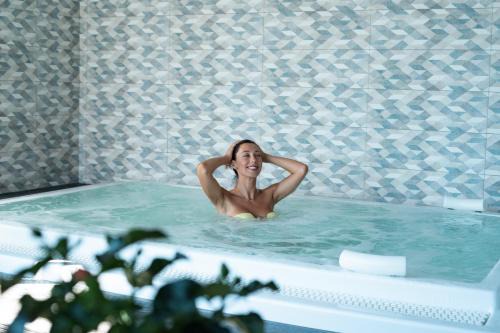 Gruissan Hotel | Relax at Hotel Le Phoebus Garden & Spa with Ocean Views