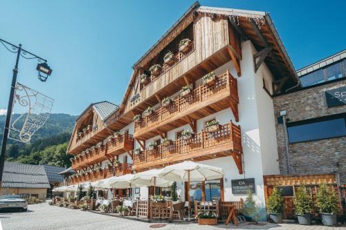 Vaujany Hotel | Discover Hotel Le V de Vaujany: Rated 9.3, Oceanfront Escape
