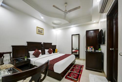 Paharganj Hotel | Guest Rated 10/10: Hotel Legend International, Near Railway