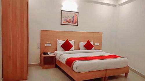 Sector 62 Hotel | Comfortable Hotel Lemon Suites & Banquet in Noida Sector 62