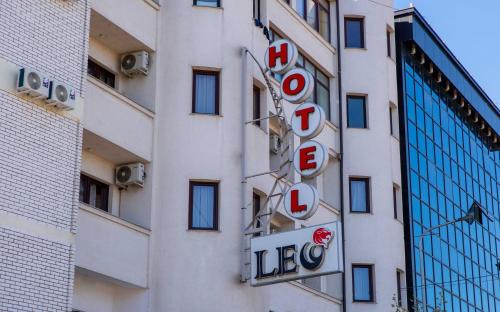 Pejë Hotel | Budget-Friendly Hotel Leo with Breakfast & Hot Tub