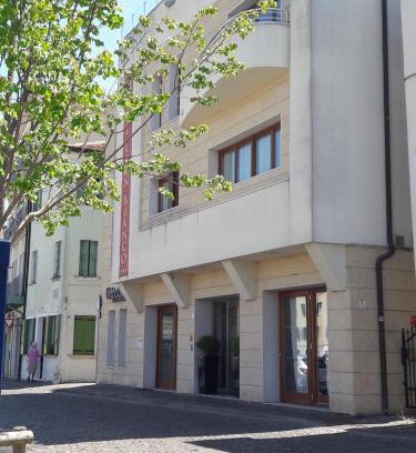 Adria Hotel | Pet-Friendly Hotel Leon Bianco: Perfect for Families!