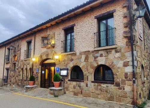 Soria Hotel | Discover Hotel Leonor Mirón: 4-Star Retreat with Hot Tub