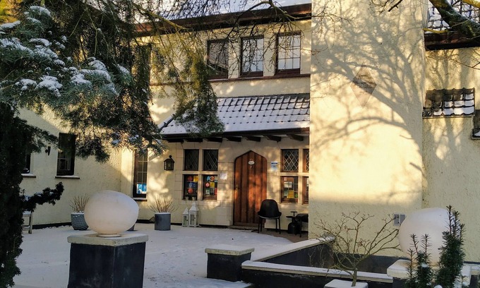 Rotsenheirweg Hotel | Discover Hotel Lepelbed Melle: Family-Friendly Retreat