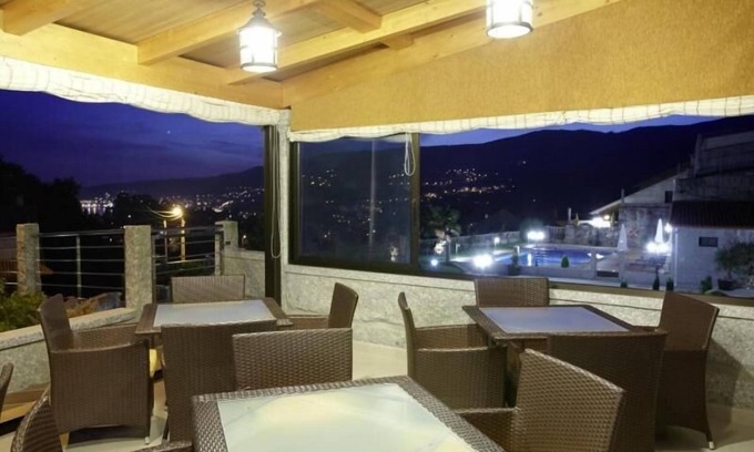 Poio Hotel | Discover Hotel Liñares: Guest Rated 9.8 with Pool & Spa