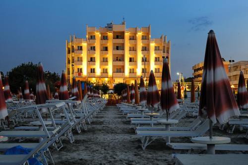 Viserbella Hotel | Experience Hotel Life: Oceanfront Bliss with Pool & Spa