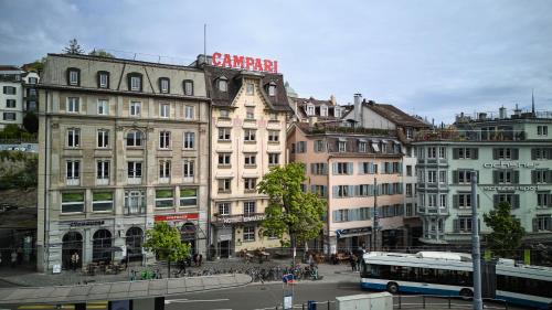 Niederdorf Hotel | Pet & Child Friendly Getaway at Hotel Limmathof