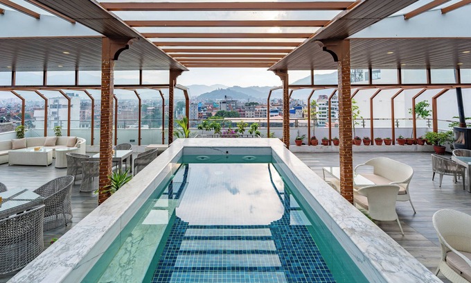 Thamel Hotel | Discover Hotel Lo Mustang: Family-Friendly with Dining & More