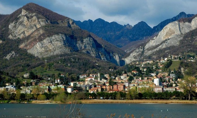 Calolziocorte Hotel | Family-Friendly Retreat at Hotel Locanda Mel with Dining