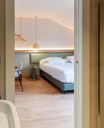 Hoznayo Hotel | Discover Hotel Los Pasiegos: Pet-Friendly with Hot Tub