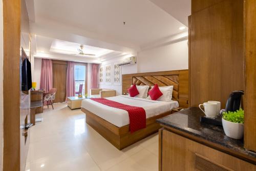 Sonepat Hotel | Discover New Lotus Paradise Hotel: Family-Friendly Stays