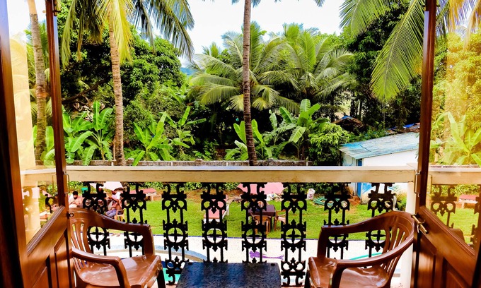 Baga Hotel | Family-Friendly Hotel Lua Nova with Pool & Restaurant
