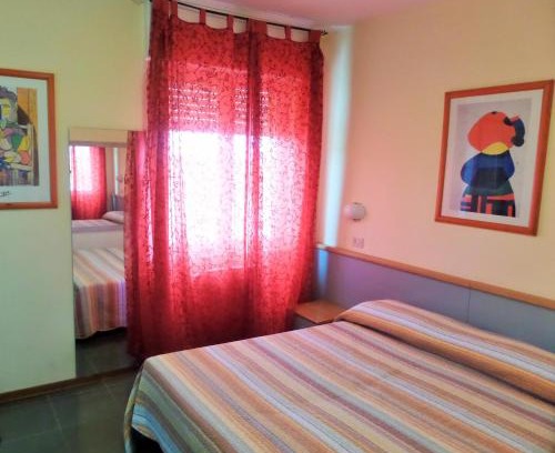 Arma di Taggia Hotel | Discover Comfort at Hotel Lucerna with Oceanfront Views