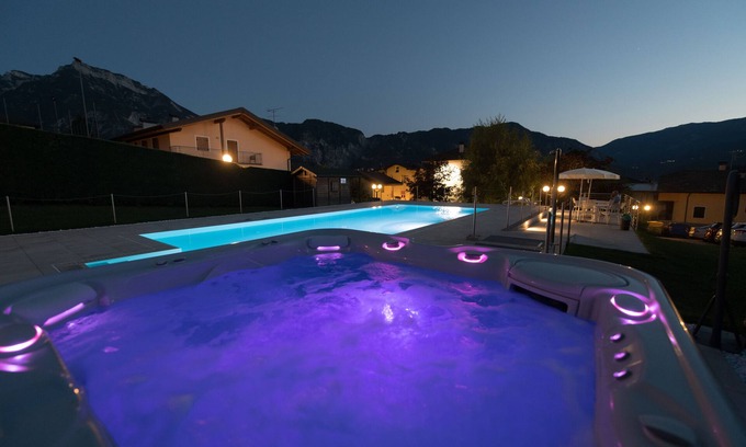 Barco Hotel | Discover Hotel Lucia: Pool, Spa & Family-Friendly Stay