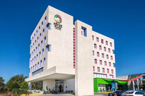 Queretaro Hotel | Convenient Hotel México Plaza Querétaro with Breakfast & Access